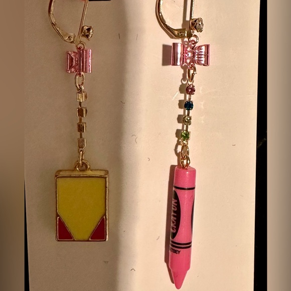 Betsey Johnson Pink Crayon & Crayon Box Mismatched Dangle Earrings-Teacher gift - Picture 4 of 7